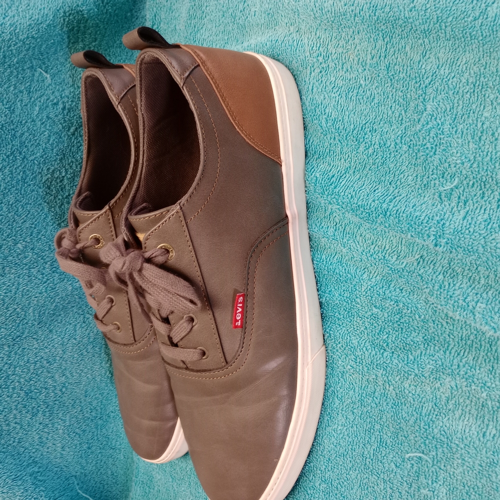 Levi's Men's Brown and Tan Casual Sneakers